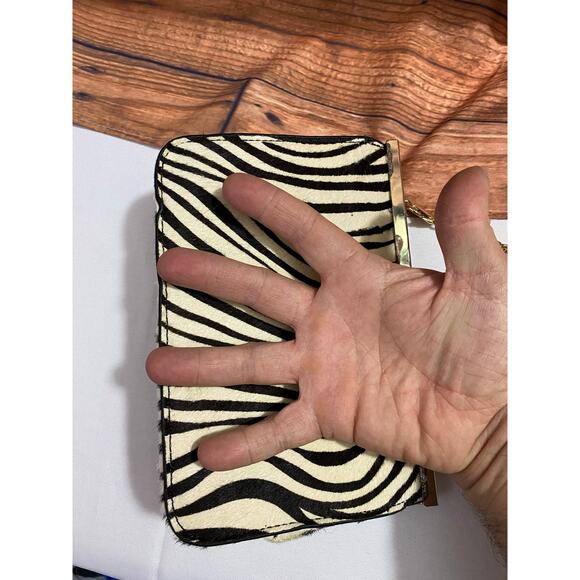 Aqua Zebra-Print Frame Crossbody – 100% Exclusive Color Black/White NIP - Picture 9 of 12